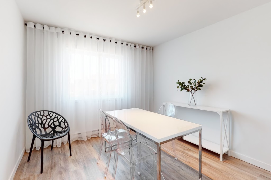 Quartier du Centre Candiac | Avenue Fouquet, Candiac, QC J5R 0T3, Canada | Phone: (438) 884-1590