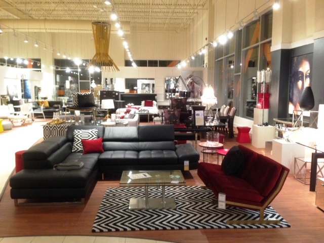 Mobilia Burlington | 1510 N Service Rd, Burlington, ON L7P 5C7, Canada | Phone: (905) 332-5323