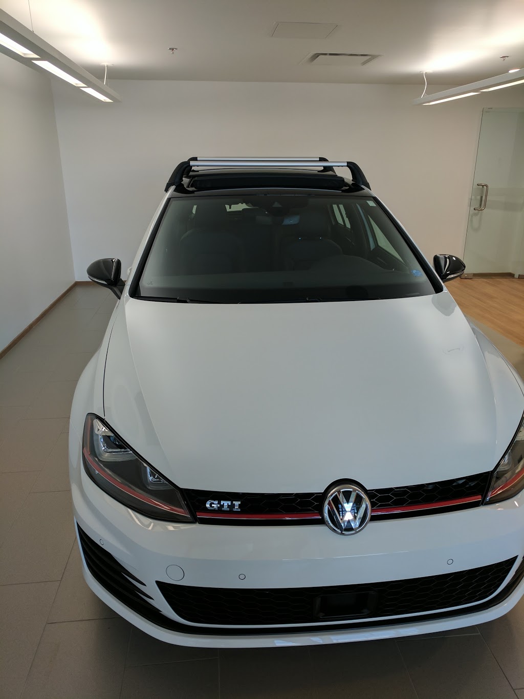 Volkswagen Moncton | 850 Aviation Ave, Dieppe, NB E1A 9A3, Canada | Phone: (506) 857-0444