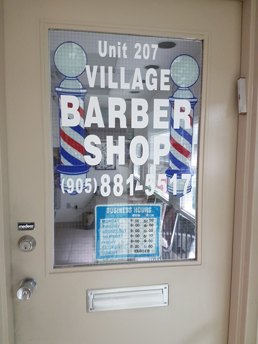 Village Barber Shop | 7355 Bayview Ave #207, Thornhill, ON L3T 5Z2, Canada | Phone: (905) 881-5517