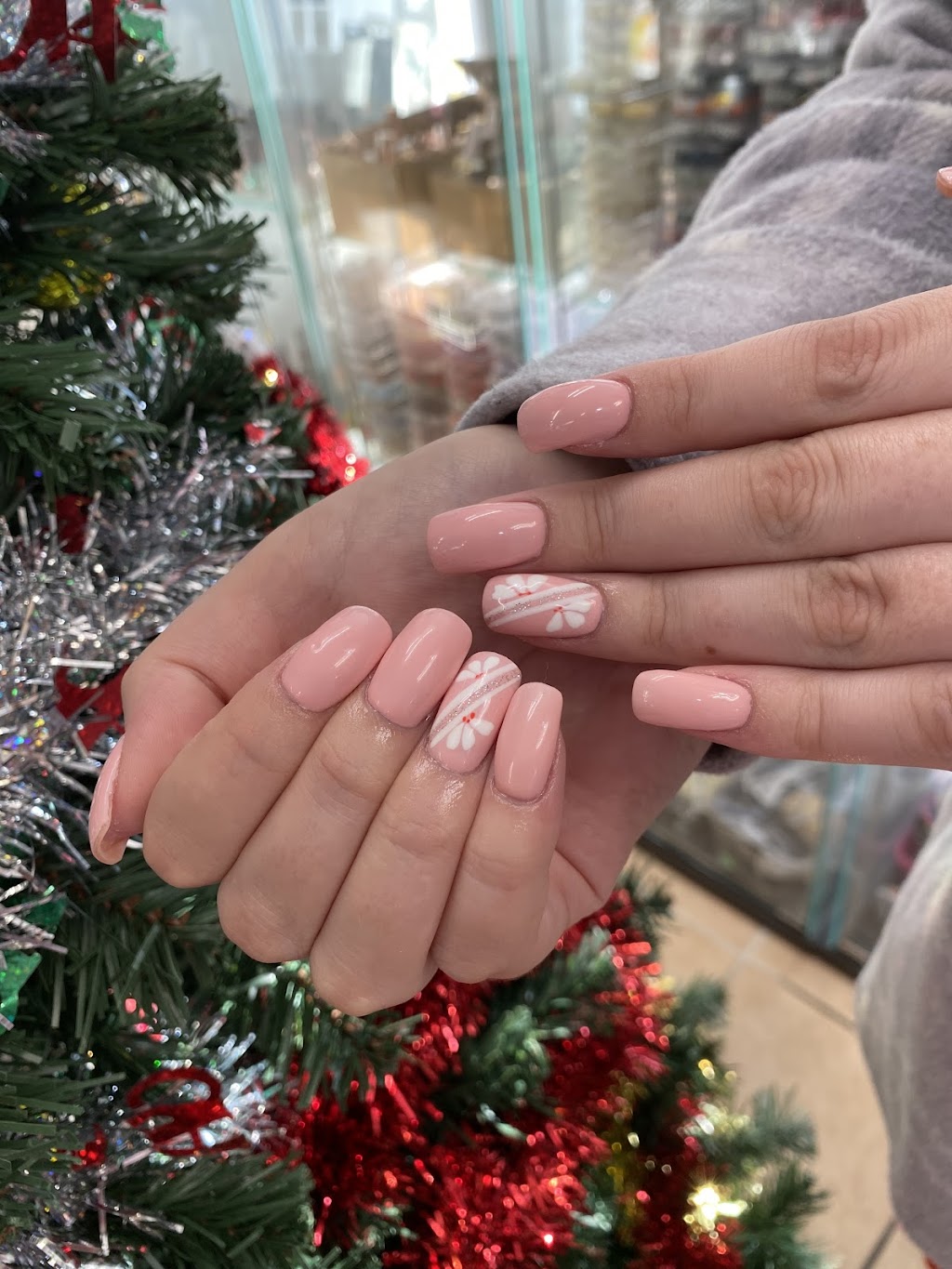Elegant Nails | 8334 160 Ave NW, Edmonton, AB T5Z 3P1, Canada | Phone: (780) 456-2022