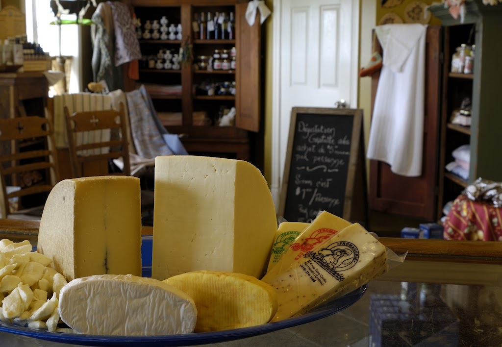 La Normandinoise | 554 Rue Saint-Cyrille, Normandin, QC G8M 4H4, Canada | Phone: (418) 274-3465