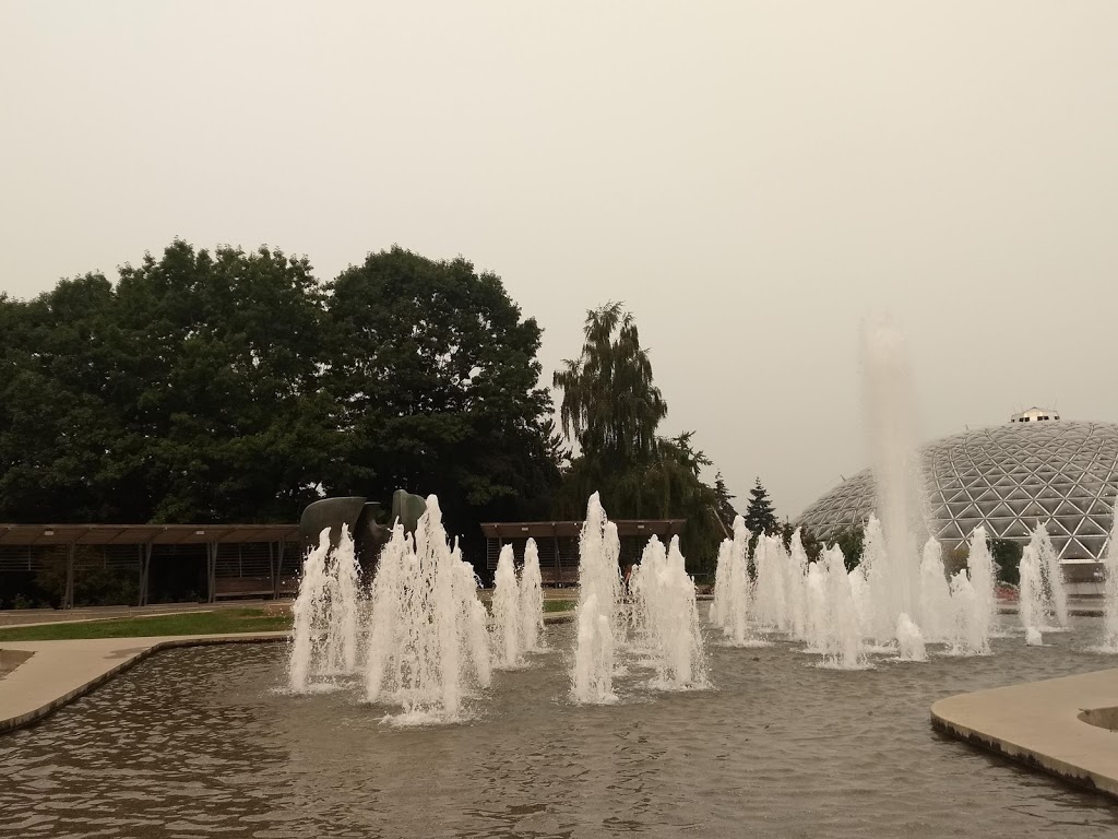 Dancing Waters Fountain | 4600 Cambie St, Vancouver, BC V5Y, Canada
