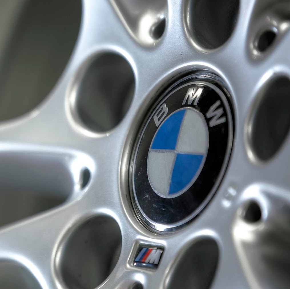 Viteks Autoworks | 300 40 Ave NE, Calgary, AB T2E 2M7, Canada | Phone: (403) 452-0200