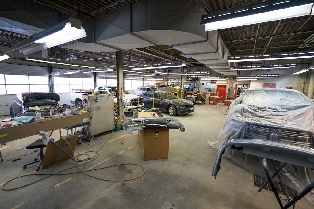 Murray Collision Centre | 300 Pembina Hwy, Winnipeg, MB R3L 0R3, Canada | Phone: (204) 272-4457