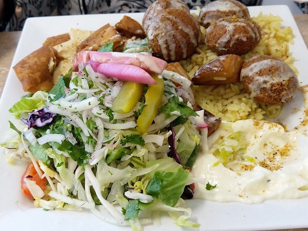 Shawarma Place | 545 McNeely Ave, Carleton Place, ON K7C 0A8, Canada | Phone: (613) 257-4747