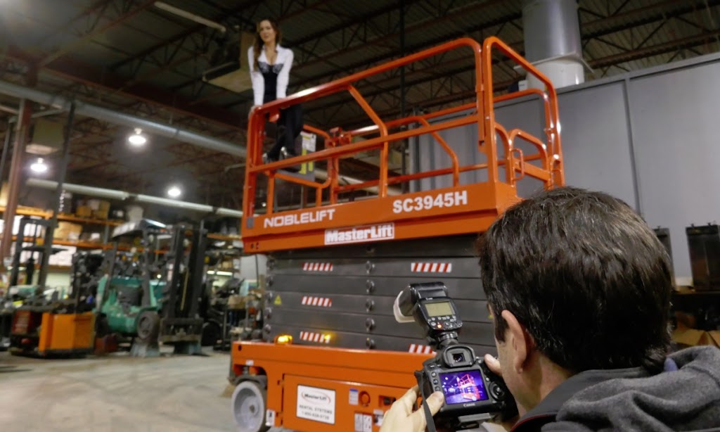 MASTERLIFT | 2899 Plymouth Dr, Oakville, ON L6H 6G7, Canada | Phone: (905) 203-2746