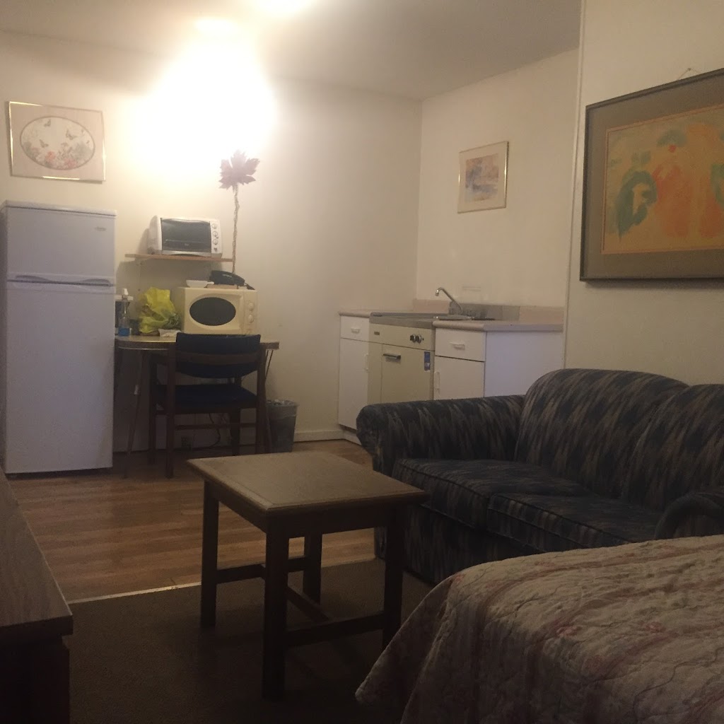 A-1 Alberni Inn | 3805 Redford St, Port Alberni, BC V9Y 3S2, Canada | Phone: (250) 723-9405