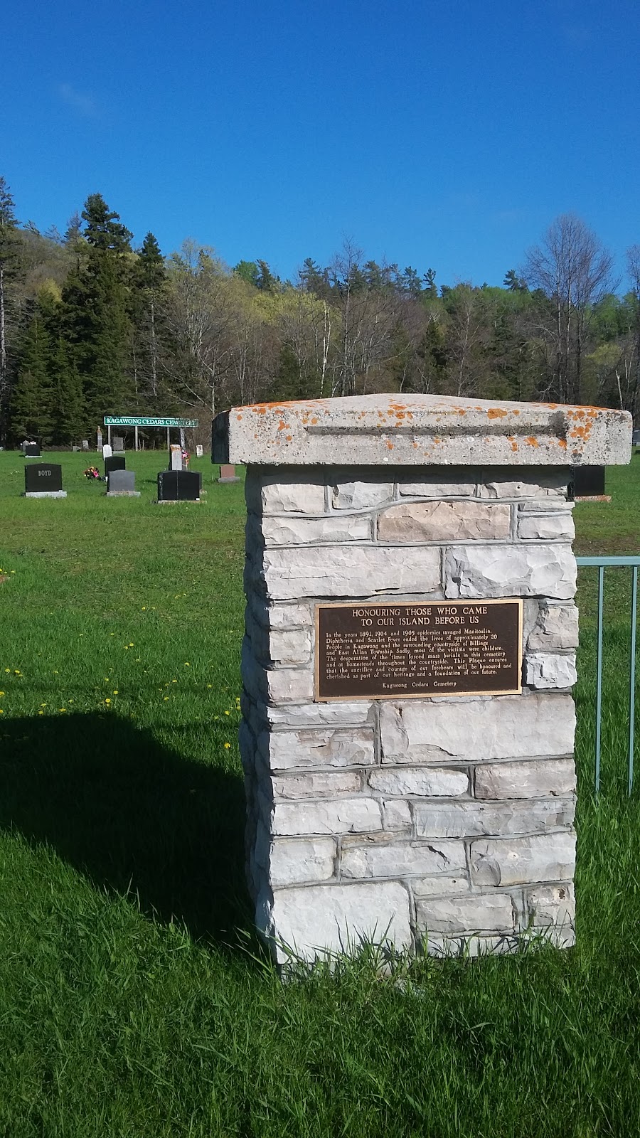 Kagawong Cedars Cemetery | 2 Henry Dr #56, Kagawong, ON P0P 1J0, Canada | Phone: (705) 282-2611