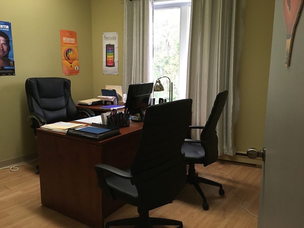Santé mentale Québec, Lac-Saint-Jean | 962 Rue Paradis, Roberval, QC G8H 2N6, Canada | Phone: (418) 275-2405