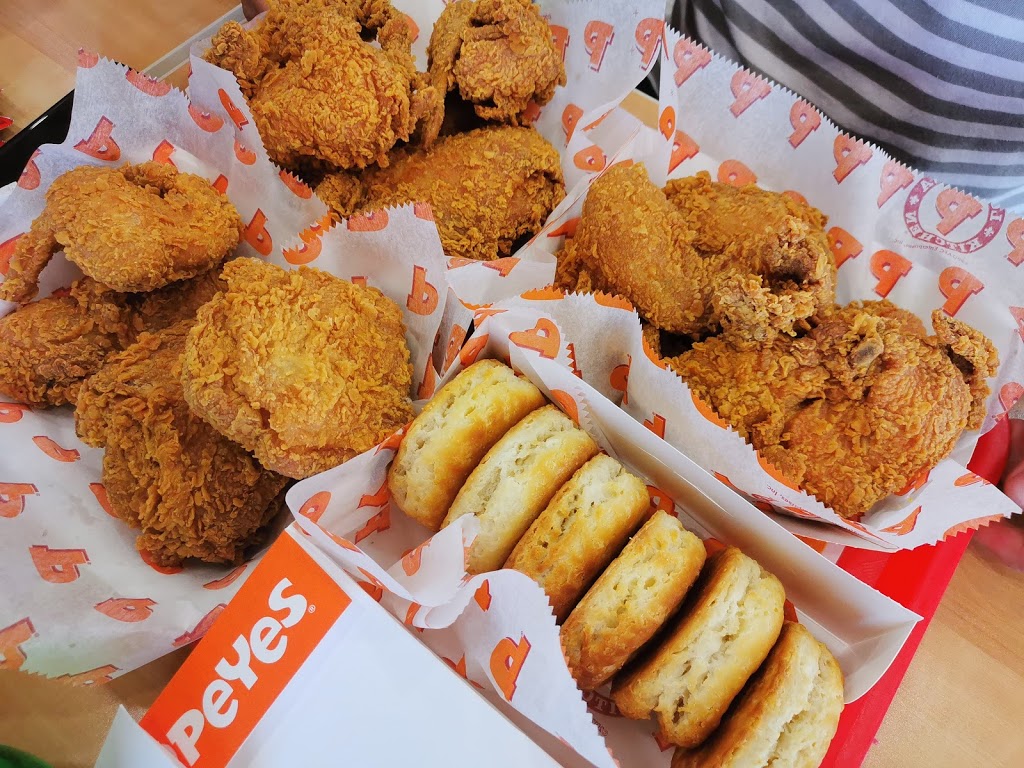 Popeyes Louisiana Kitchen | 431 Kent St W, Lindsay, ON K9V 6B5, Canada | Phone: (705) 320-7717