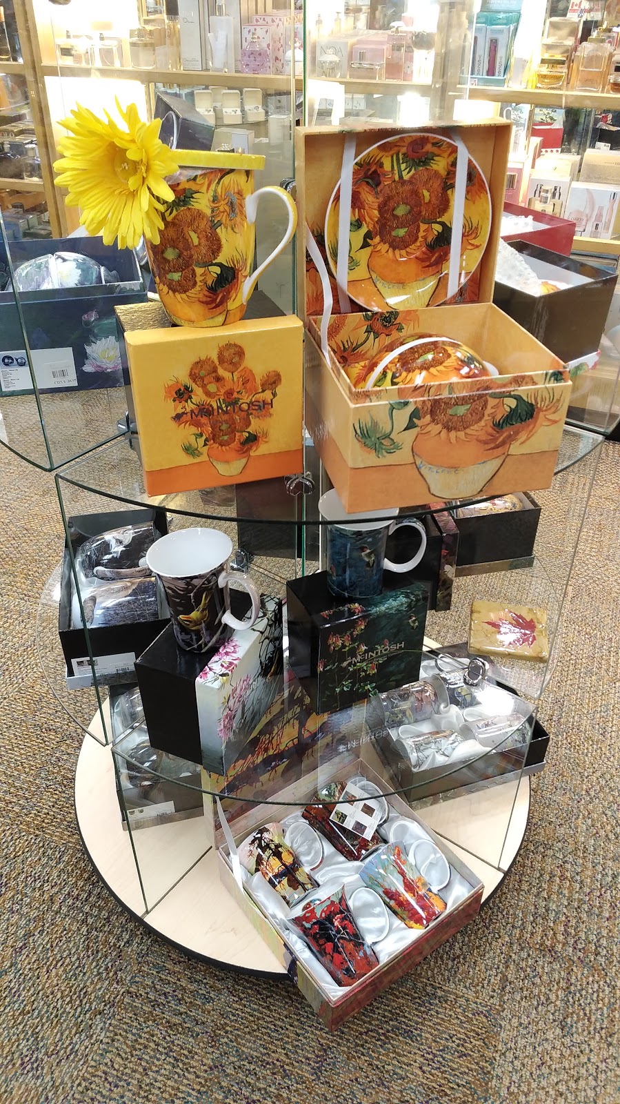 Johnstown Duty Free | 1028 ON-16, Prescott, ON K0E 1T0, Canada | Phone: (613) 925-1024