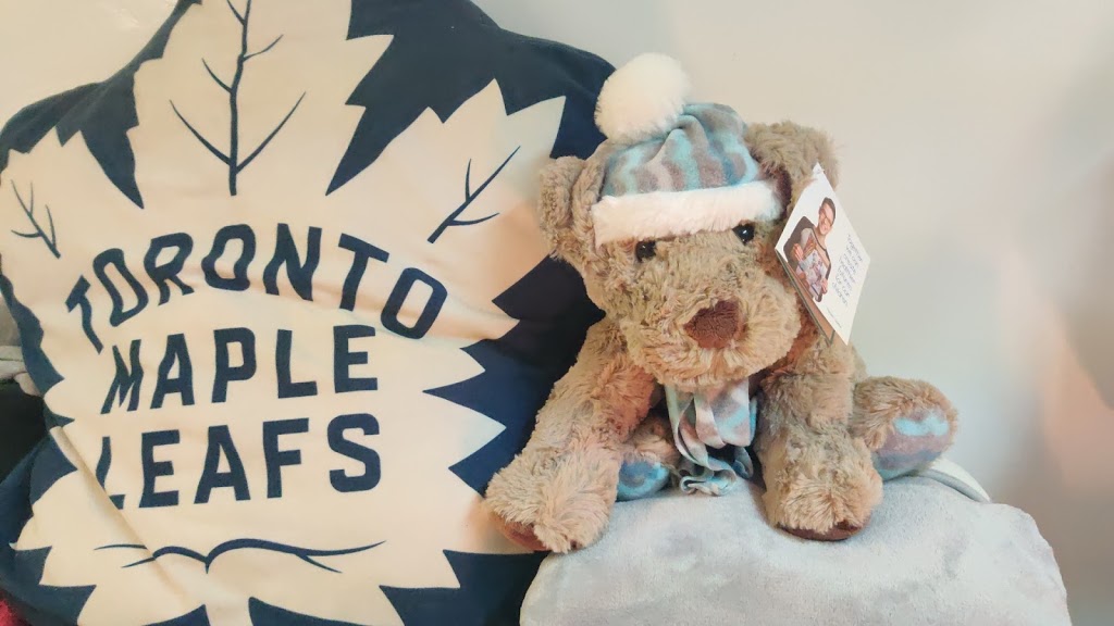 Peoples Jewellers | 900 Dufferin St, Toronto, ON M6H 4A9, Canada | Phone: (416) 534-8419