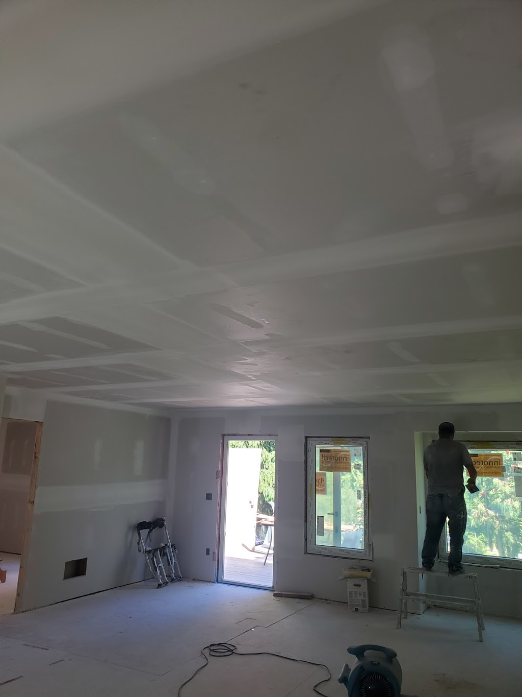 Double R Drywall | 309 Moilliet St #10, Parksville, BC V8T 1N1, Canada | Phone: (250) 937-8523