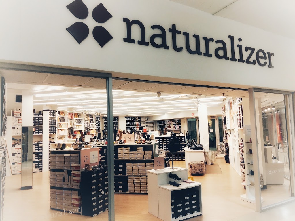 naturalizer outlet locations