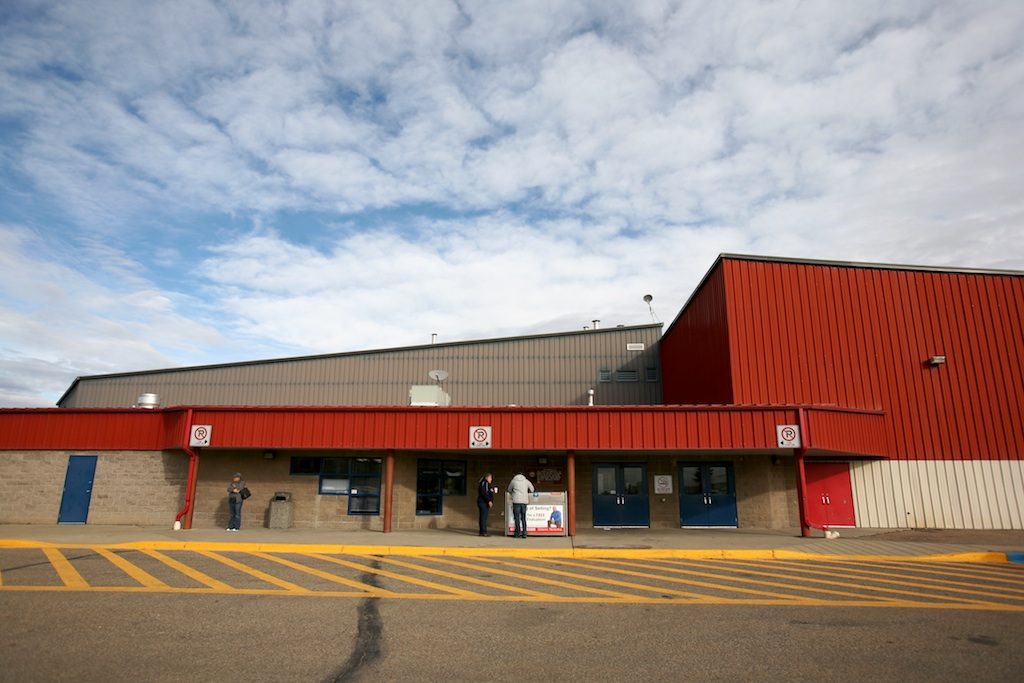 Town of Innisfail Twin Arena | 5804 42 St, Innisfail, AB T4G 1K7, Canada | Phone: (403) 227-2735