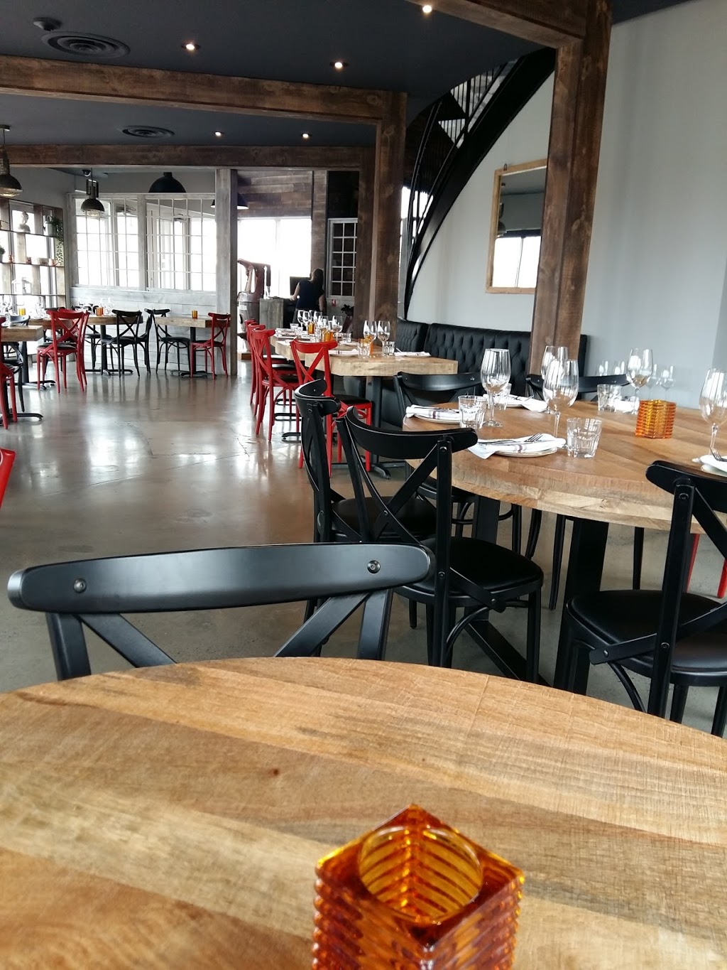 Industria Pizzeria + Bar | 582 Chemin de Touraine, Boucherville, QC J4B 5E4, Canada | Phone: (450) 641-7167