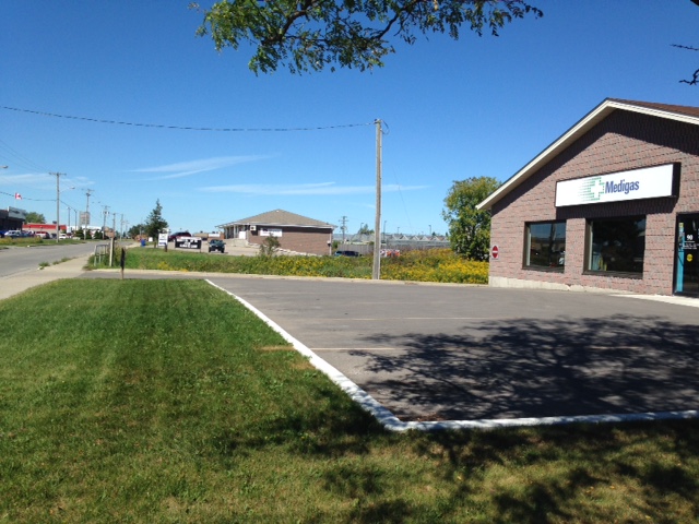 Medigas | 90 McLaughlin Rd, Lindsay, ON K9V 6B5, Canada | Phone: (705) 324-1790
