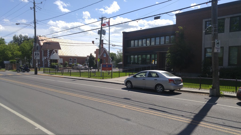 Canada Post | 9 Rue de lÉglise N, Lacolle, QC J0J 1J0, Canada | Phone: (450) 246-3234
