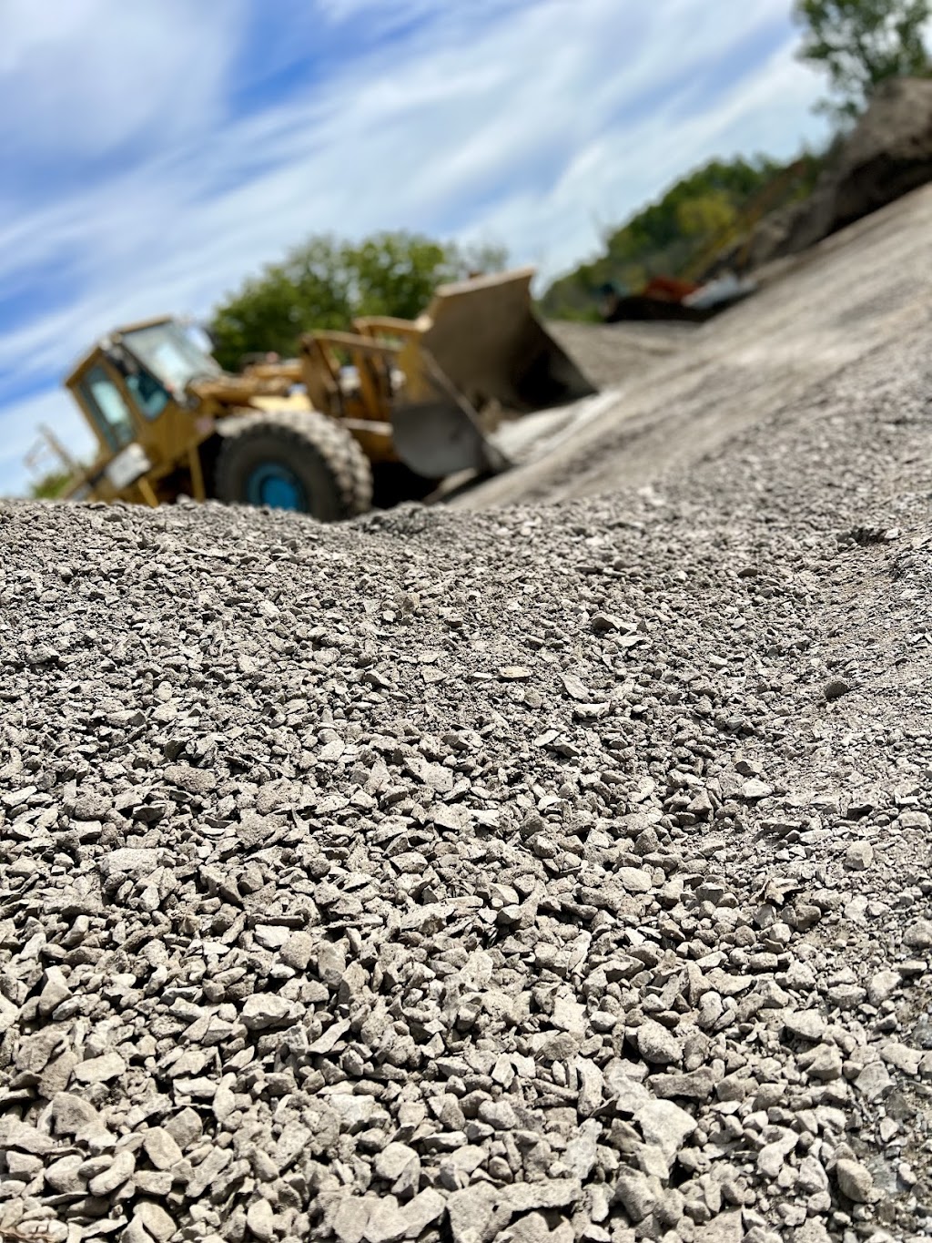 Tillings Landscaping Depot | 5643 Bank St, Greely, ON K4P 1C3, Canada | Phone: (613) 222-4290