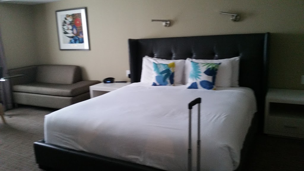 Living Water Resort & Spa | 9 Harbour St E, Collingwood, ON L9Y 5B5, Canada | Phone: (888) 979-2837
