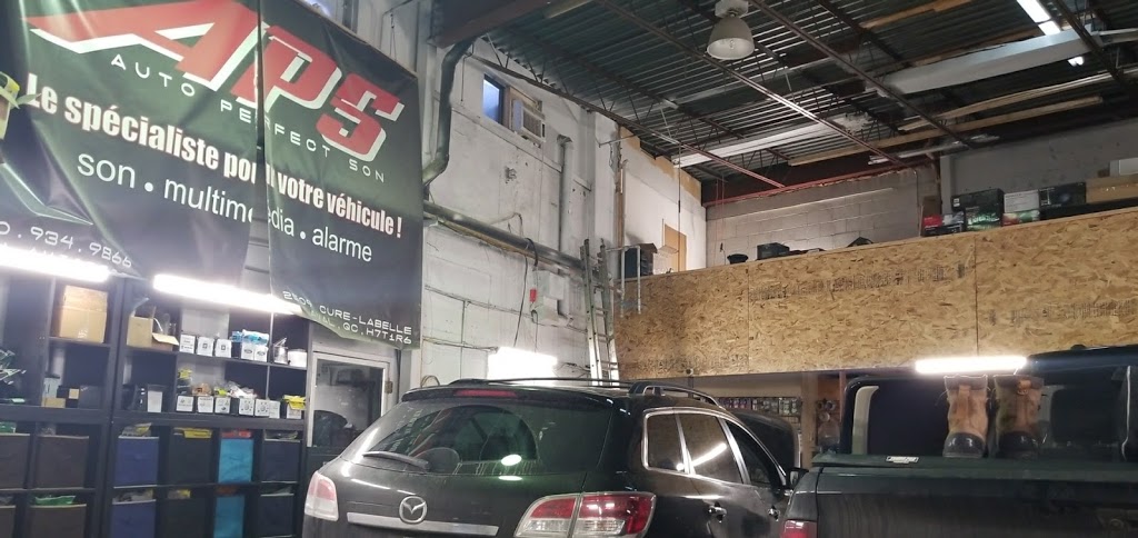 Auto Perfect Son | 2517 Boulevard Curé-Labelle, Laval, QC H7T 1R6, Canada | Phone: (450) 934-9866