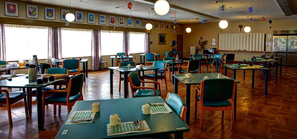 Kopernik Lodge | 3150 Rosemont Dr, Vancouver, BC V5S 3S9, Canada | Phone: (604) 438-2474