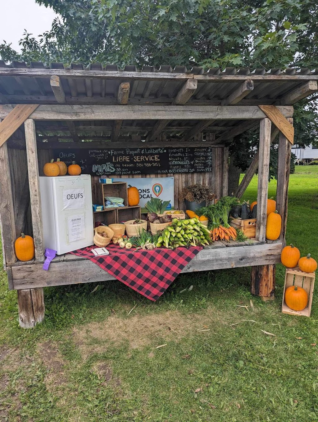 Ferme Paquet & Laliberté inc. | 3847 Avenue Notre Dame, Québec, QC G2G 0C4, Canada | Phone: (819) 998-8157