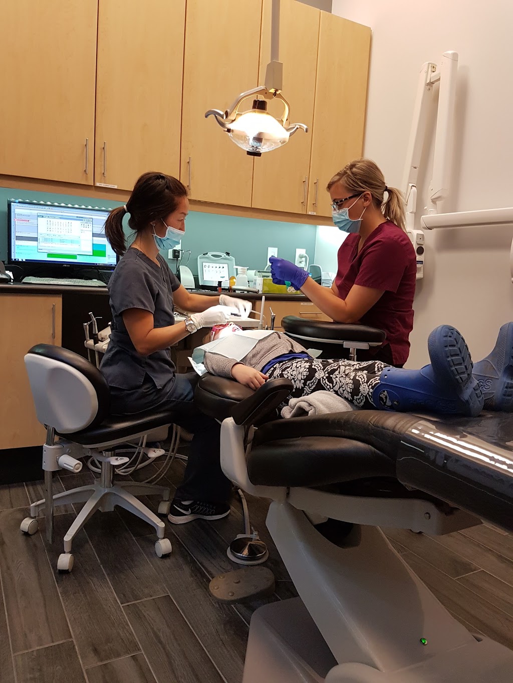 Healthy Smiles Family Dentistry - Surrey Dentist | 6450 120 St #6, Surrey, BC V3W 3M5, Canada | Phone: (604) 593-8201