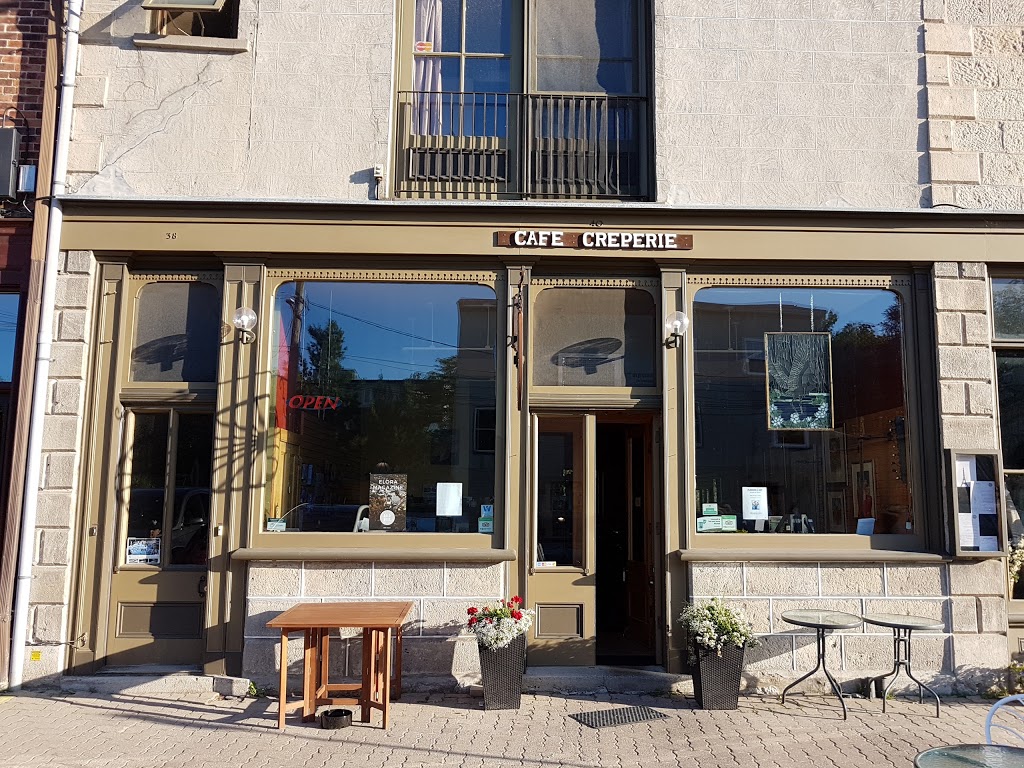 Epiphany Apparel Elora | 36 W Mill St, Elora, ON N0B 1S0, Canada | Phone: (519) 846-2577