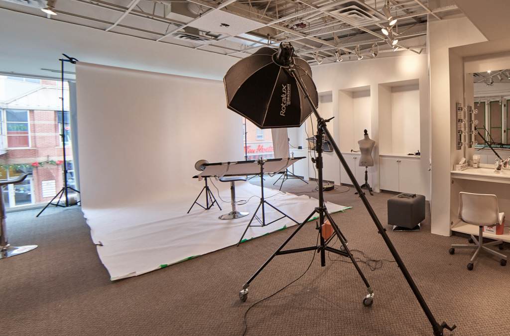 Creative Studio 7 Inc. | 30 Stoddart Dr, Aurora, ON L4G 2G3, Canada | Phone: (647) 907-6118