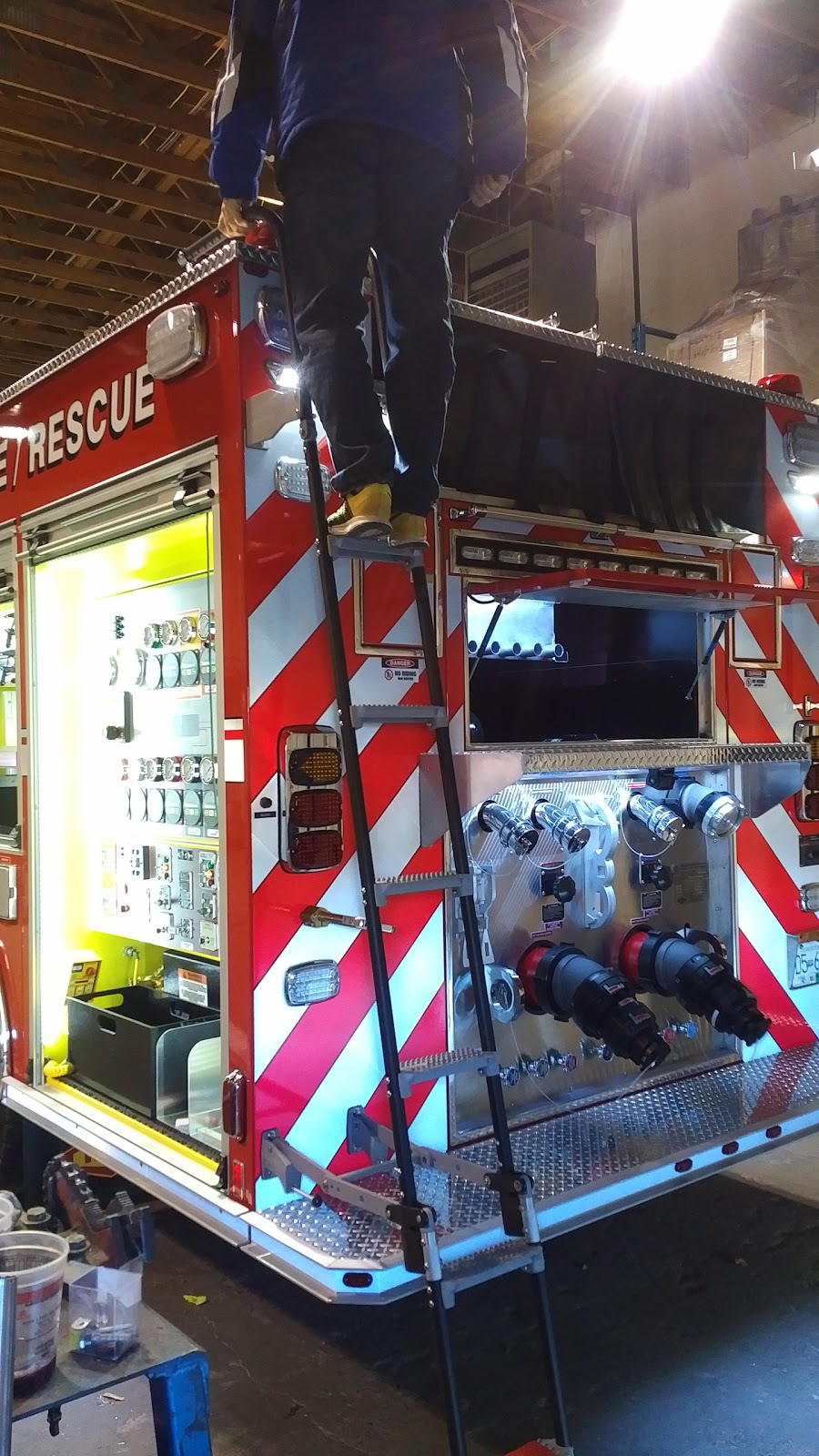 Hub Fire Engines | 3175 McCallum Rd, Abbotsford, BC V2S 7W5, Canada | Phone: (604) 859-3124