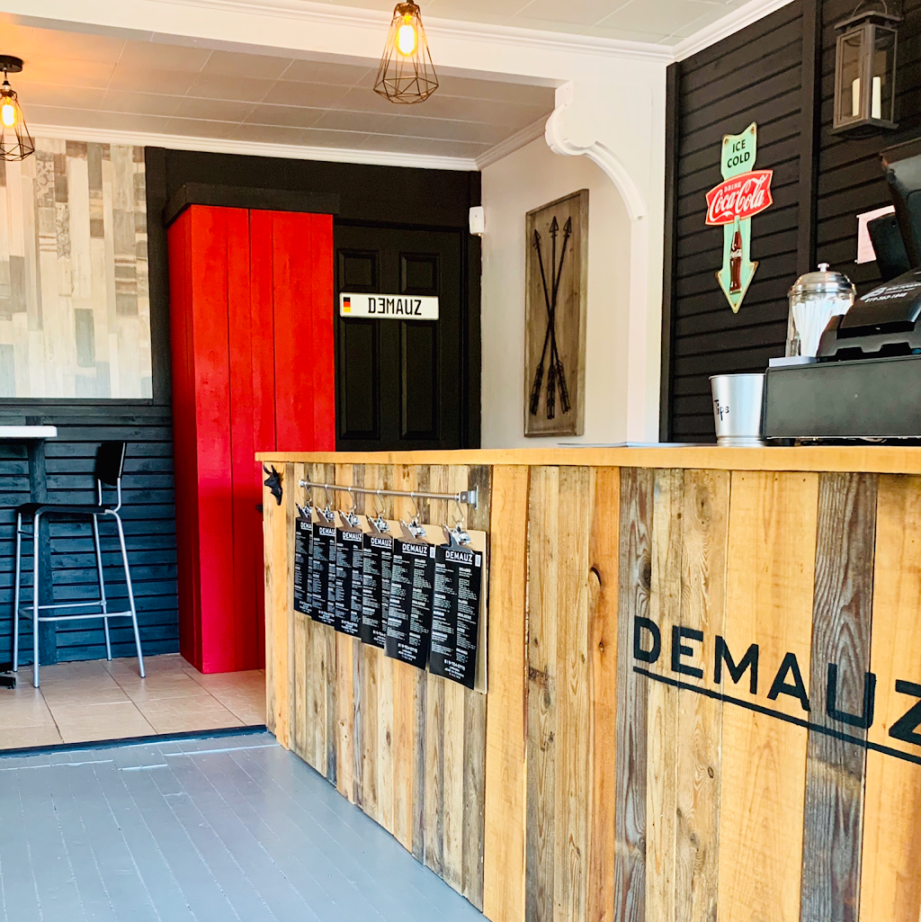 Demauz | 694 Rue Dufferin, Stanstead, QC J0B 3E0, Canada | Phone: (819) 704-0770