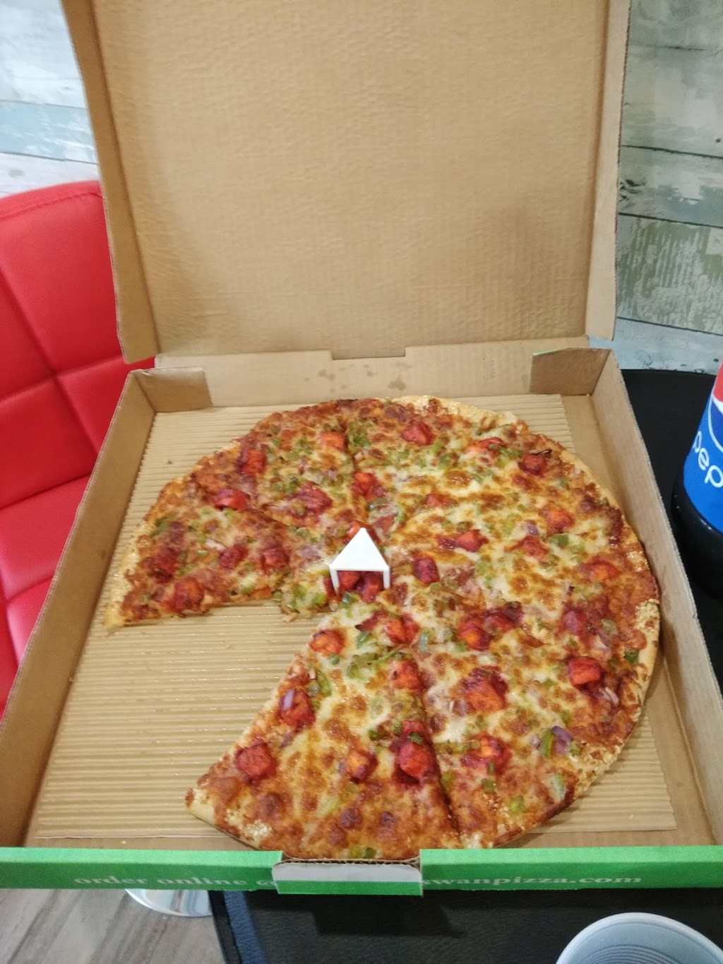 Red Swan Pizza | 366 Bunting Rd Unit A6, St. Catharines, ON L2M 3Y6, Canada | Phone: (905) 646-3555