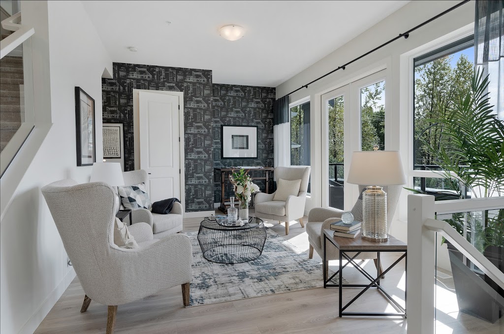 ROSLYN RIDGE | 11305 232 St, Maple Ridge, BC V2X 3R3, Canada | Phone: (604) 521-0038