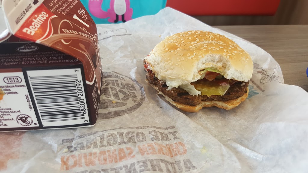 Burger King | 2919 Queen St E, Brampton, ON L6V 4K2, Canada | Phone: (905) 789-9259