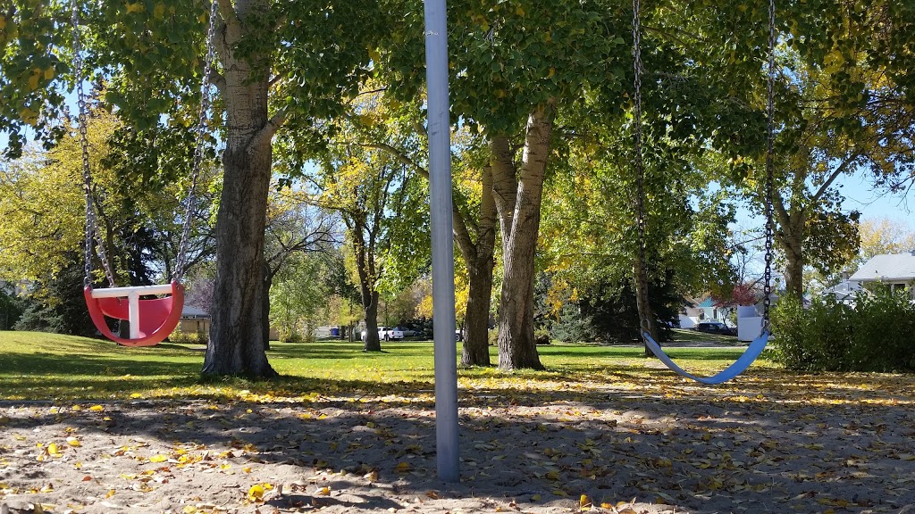 Hastings Park | 216 Hastings Crescent, Regina, SK S4T 7N9, Canada | Phone: (306) 777-7000