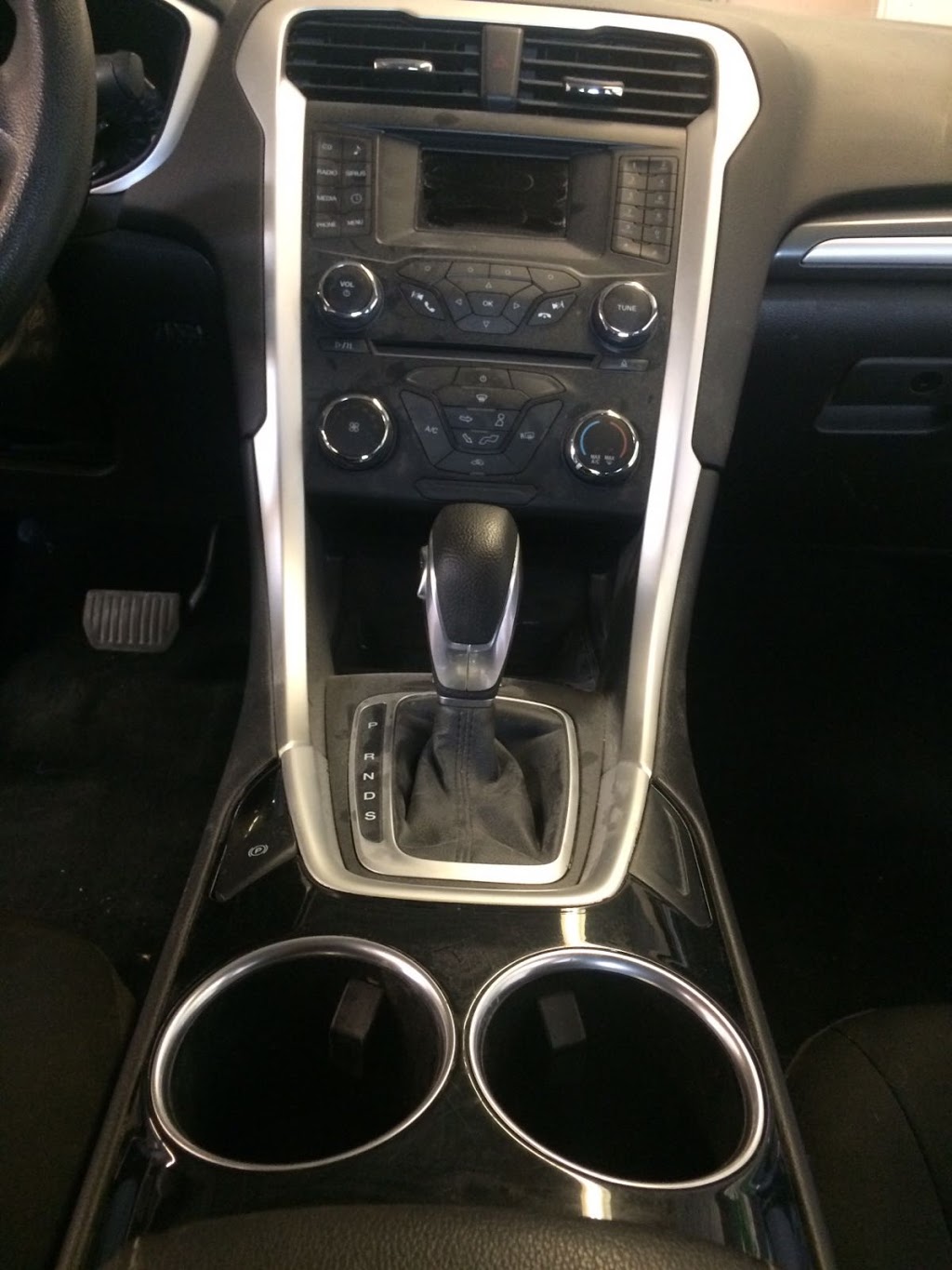 Mr GreenClean Auto Detailing Services | 55 Clarke Rd #3c, London, ON N5W 5Y2, Canada | Phone: (519) 318-9603