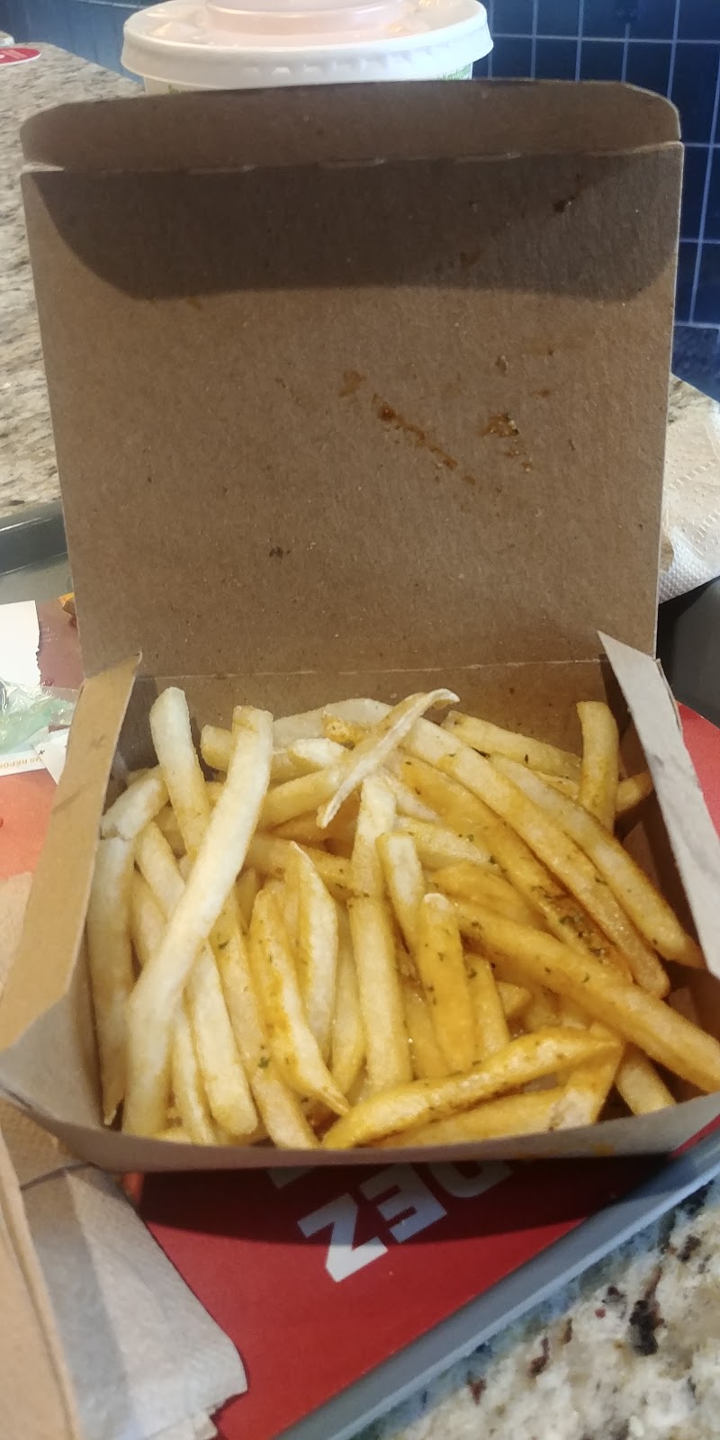 McDonalds | 2689 Chemin de Chambly, Longueuil, QC J4L 1M3, Canada | Phone: (450) 647-3587