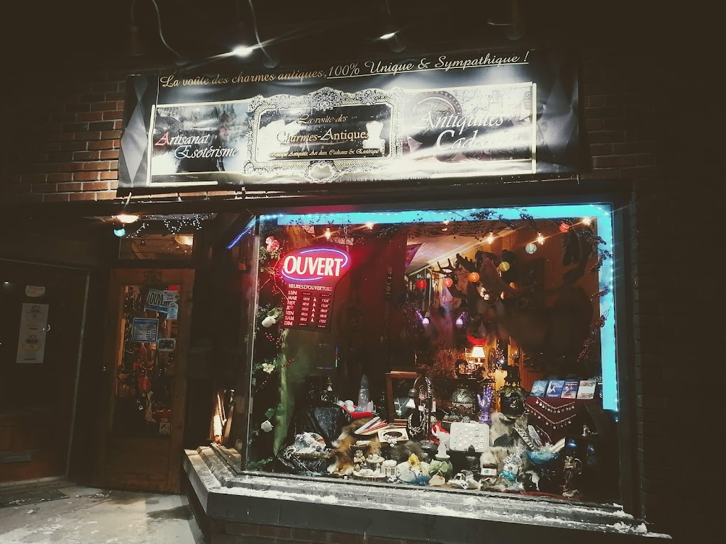 La voûte des charmes antiques Boutique ésotérique & antiquaires | 985 Rue Galt O, Sherbrooke, QC J1H 1Z6, Canada | Phone: (819) 452-2166