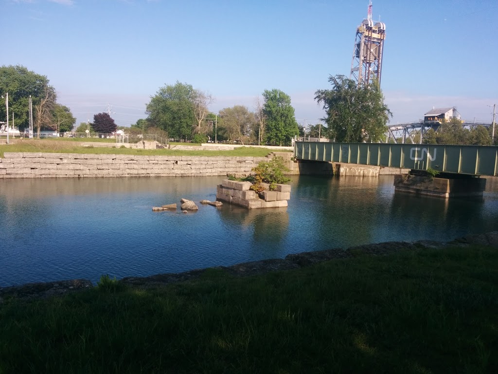 Harbourfront Inn | 266 West St, Port Colborne, ON L3K 4E4, Canada | Phone: (905) 835-8621