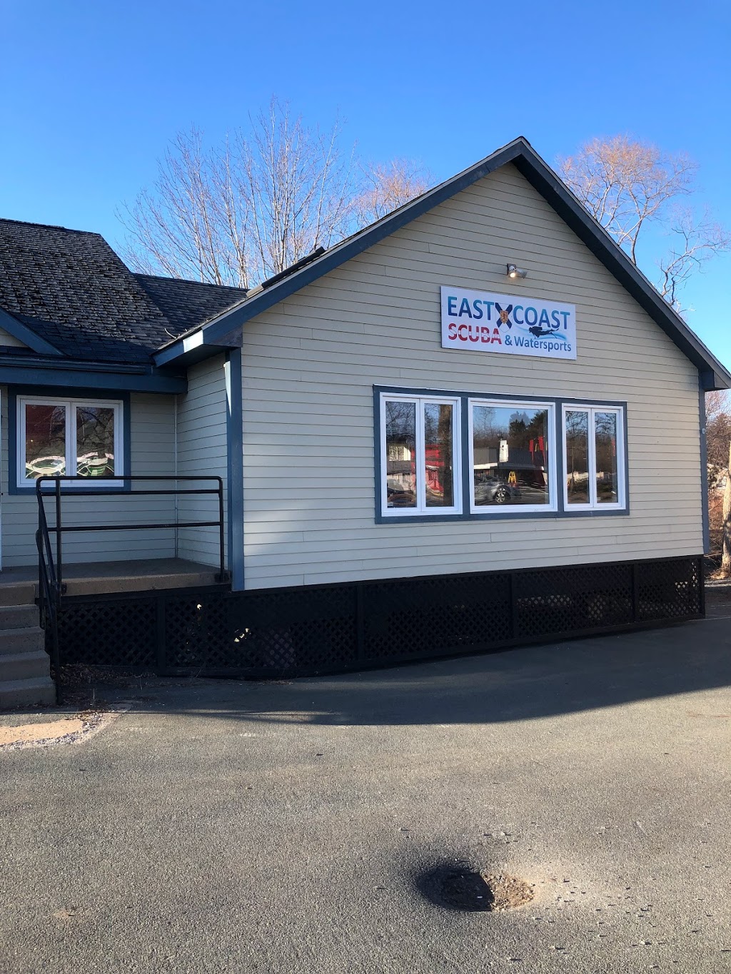 East Coast Scuba & Watersports | 1440 Bedford Hwy, Bedford, NS B4A 1E4, Canada | Phone: (902) 405-3483
