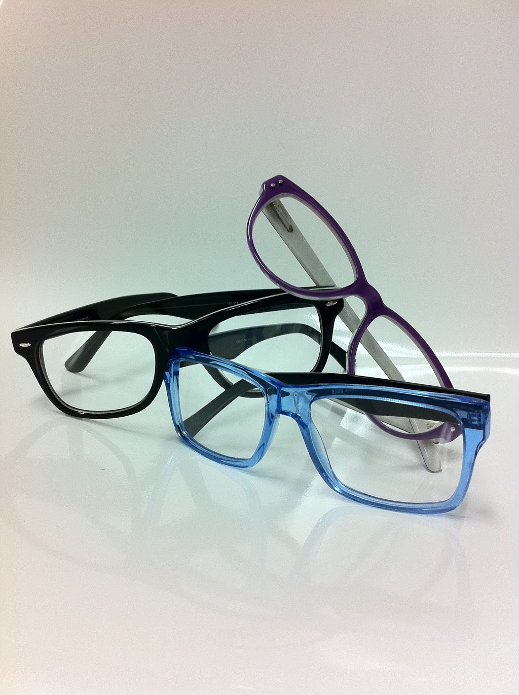 SpecialEyes Designer Eyewear @ Outlet Prices ! | 8590 200 St #11, Langley City, BC V2Y 2B9, Canada | Phone: (604) 513-3100