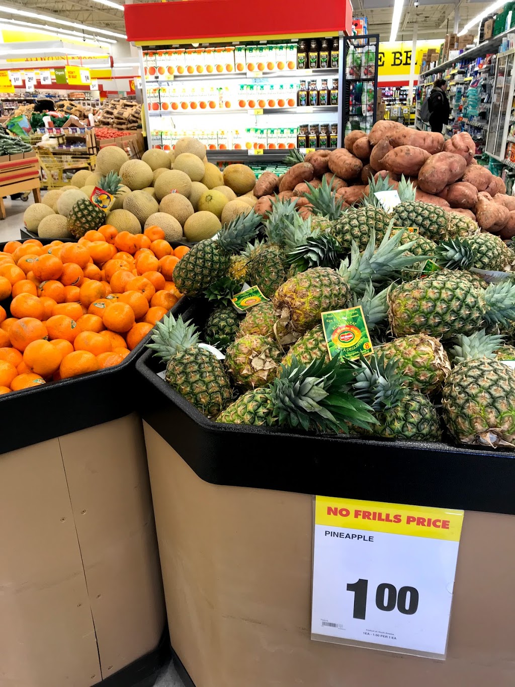 Farzins No Frills | 4040 Creditview Rd, Mississauga, ON L5C 3Y8, Canada | Phone: (866) 987-6453