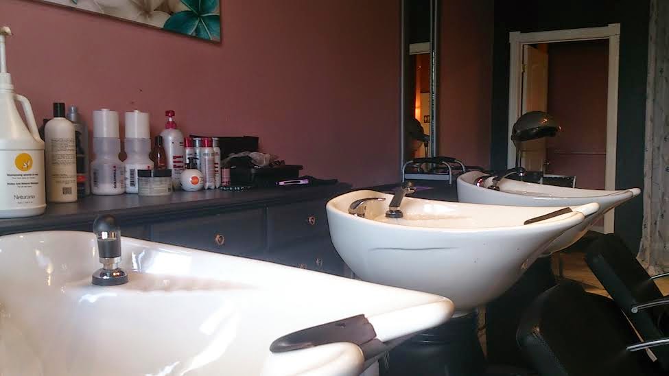 Coiffure de France/Ecole de Coiffure Destination | 167 Rue Saint-Louis, LeMoyne, QC J4R 2L3, Canada | Phone: (450) 466-2549