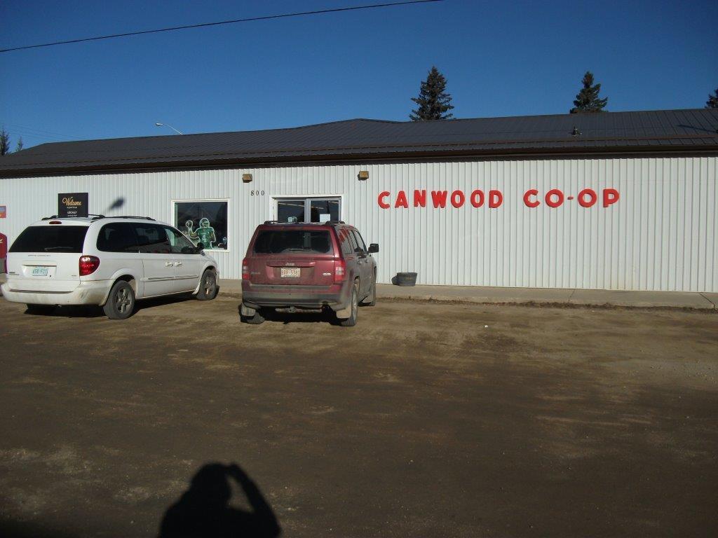 Lake Country Co-op Food Store & Cardlock @ Canwood | 800 3 Ave, Canwood, SK S0J 0K0, Canada | Phone: (306) 468-2055