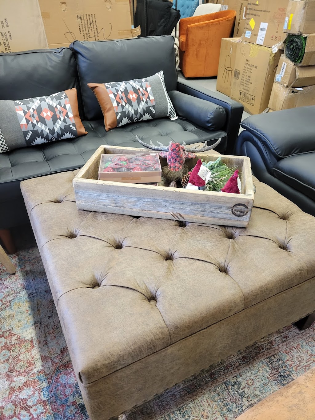 The Modern Farmhouse | 1246 Wellington St, Port Elgin, ON N0H 2C3, Canada | Phone: (289) 230-1200