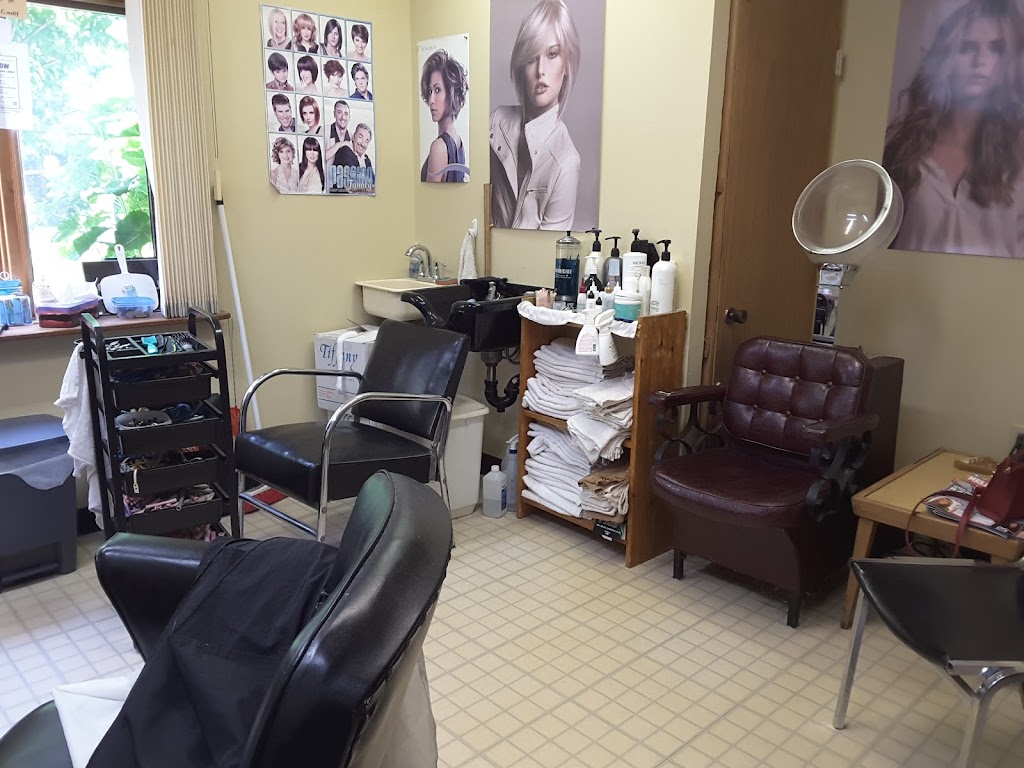 Miller Lake Hair Care | 96 Miller Lake Rd, Miller Lake, ON N0H 1Z0, Canada | Phone: (519) 795-7437