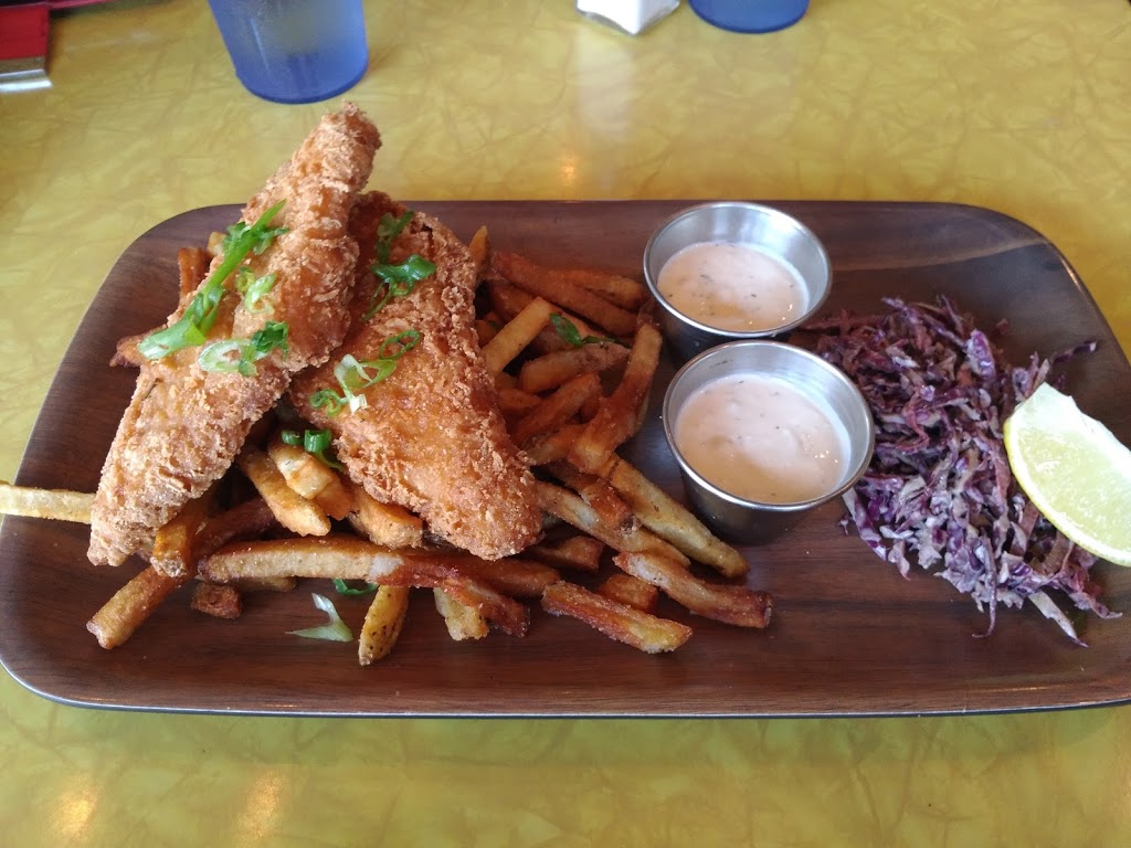 Le Hibou | 757 Chemin Riverside, Wakefield, QC J0X 3G0, Canada | Phone: (819) 459-8883
