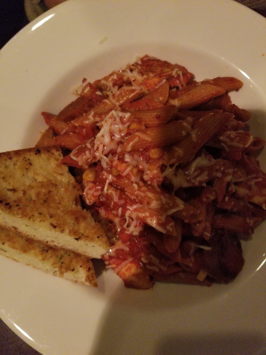 Steels Cafe and Grill | 10010 178 St NW, Edmonton, AB T5S 1T3, Canada | Phone: (780) 484-6000